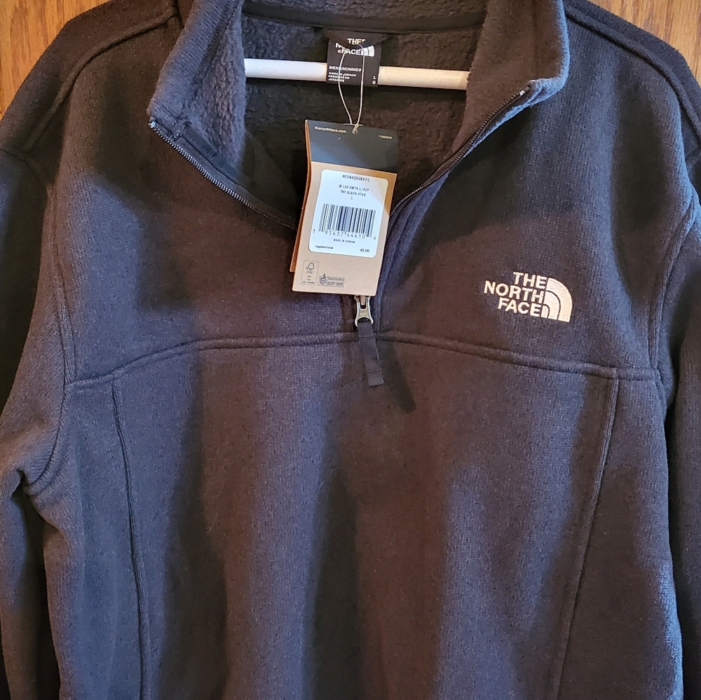 The North Face mens Leo 1/4 zip fleece, black heather,  XL